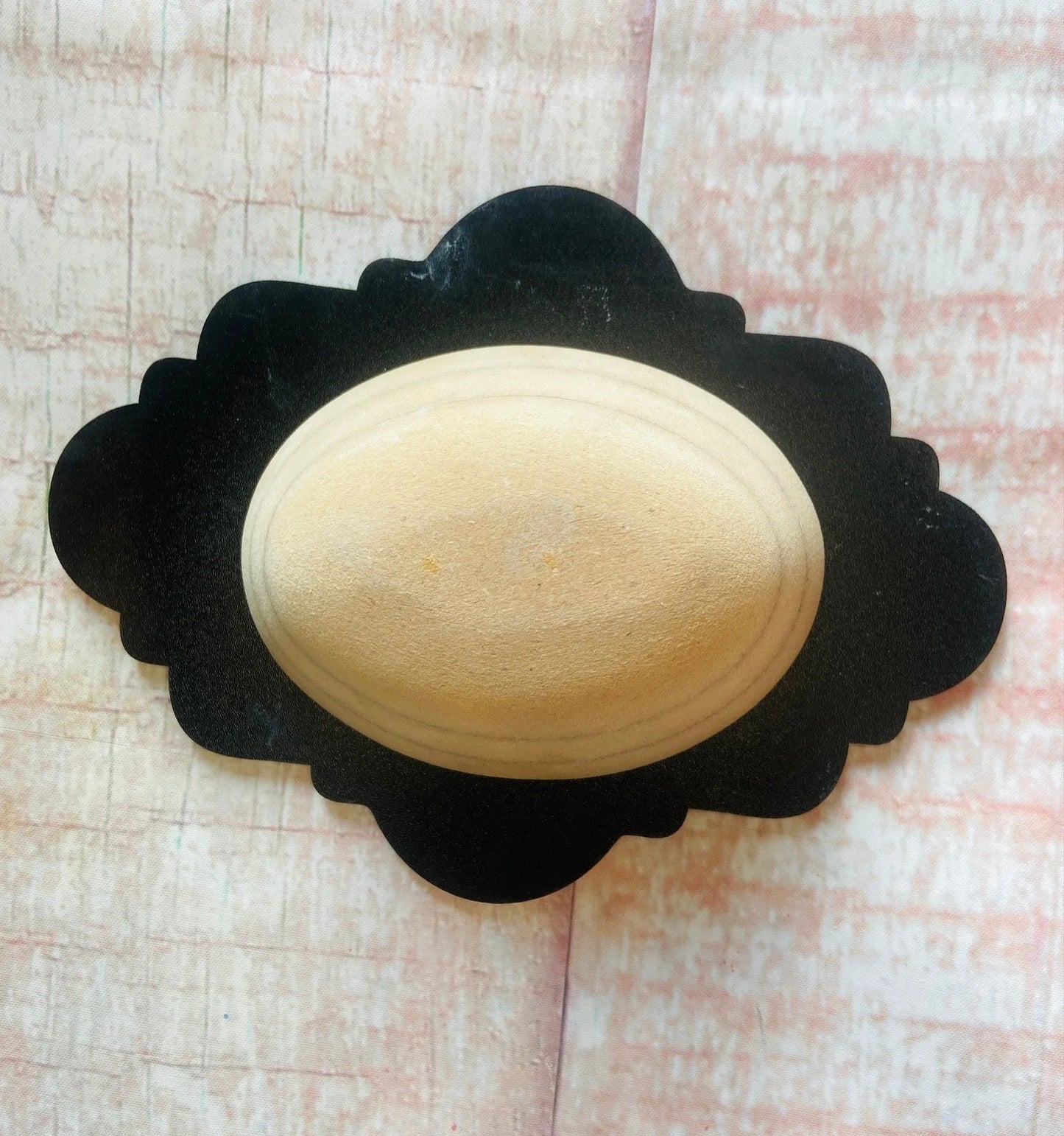 Solar Eclipse Oval Hybrid