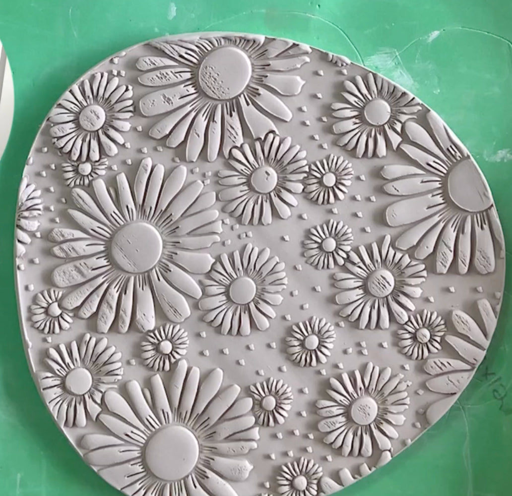 Oh my Daisy ( Available in both 12 inch and 7 inch sizes)