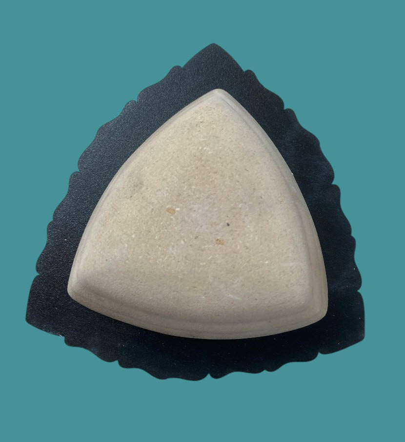 Totally Triangular Curvit