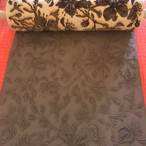 12 inch Blossoms n Hummers