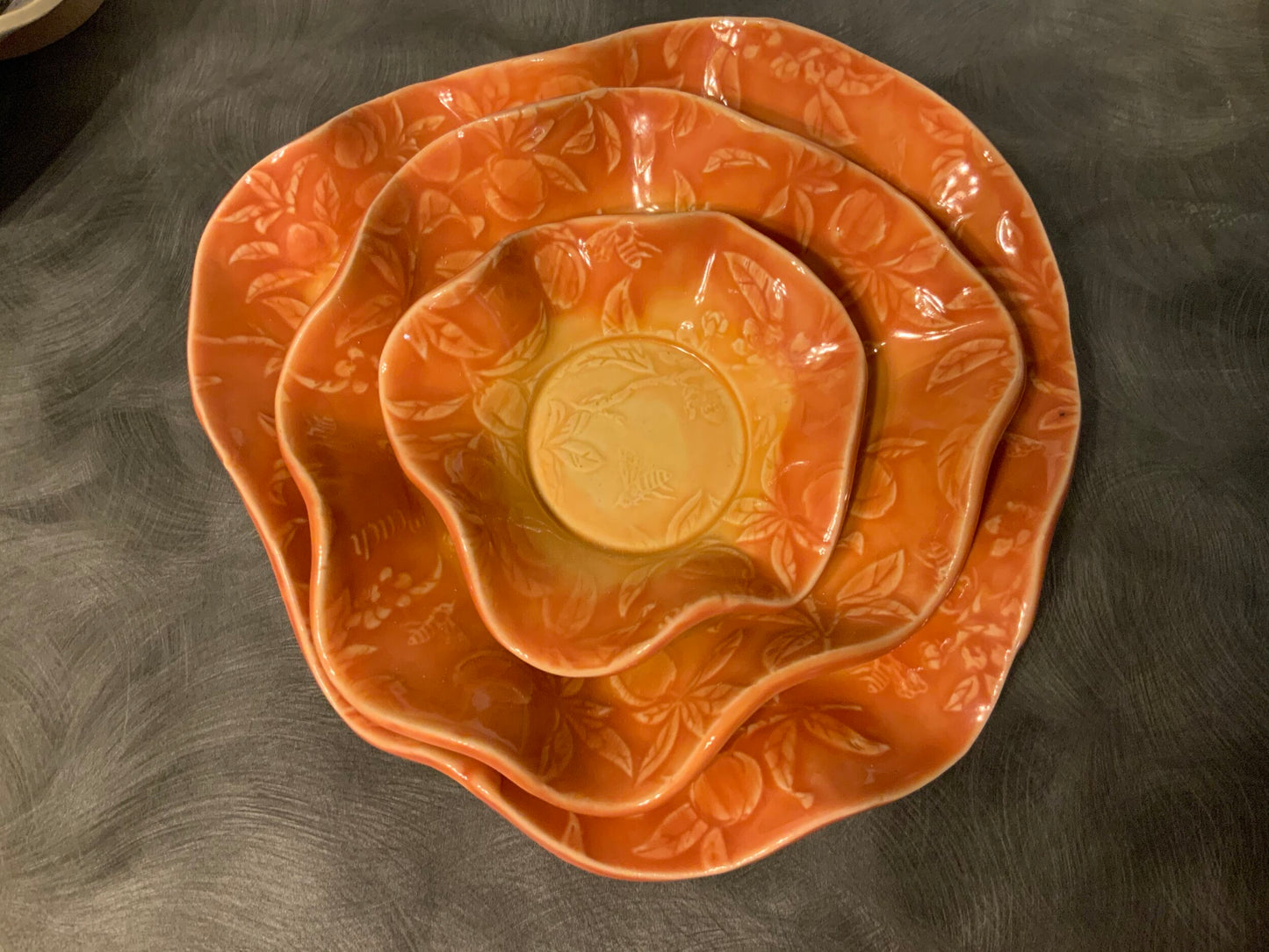Peach Design Nested Quirky Bowl Set